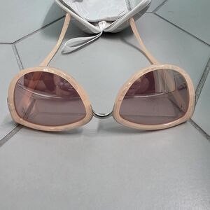 Cat-eye Sunglasses